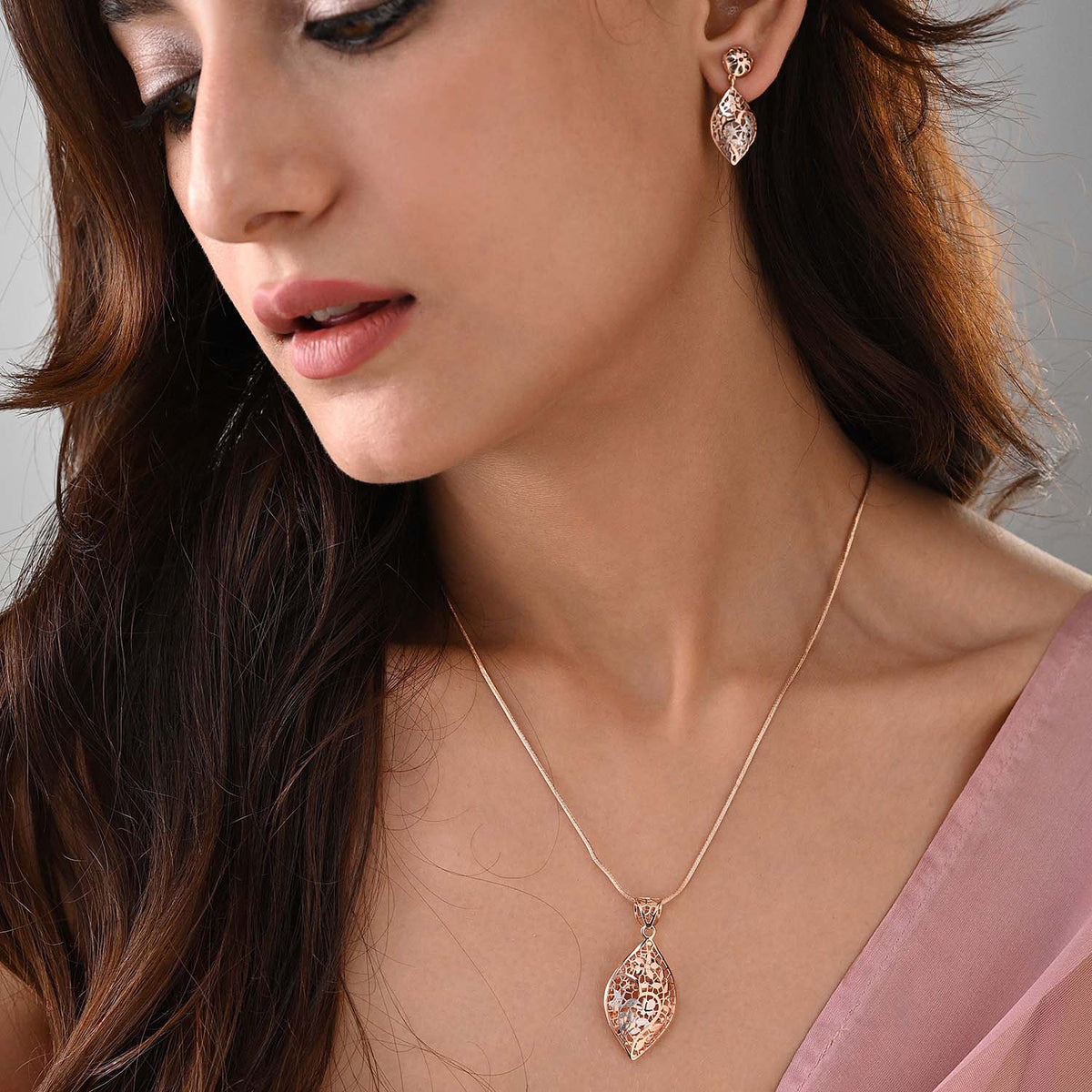 Ahana Gold Plated 925 Silver Pendant & Earring Set