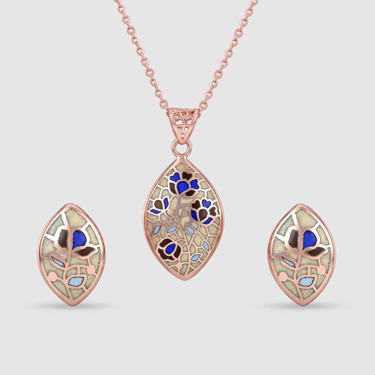 Hina Gold Plated 925 Silver Pendant & Earring Set