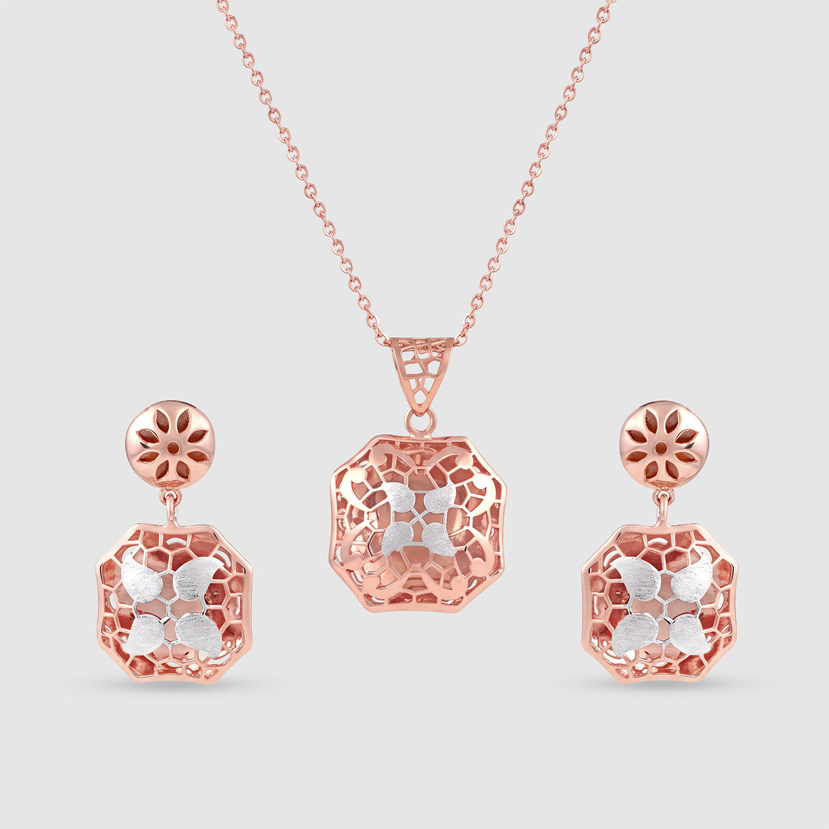 Jaali Gold Plated 925 Silver Pendant & Earring Set